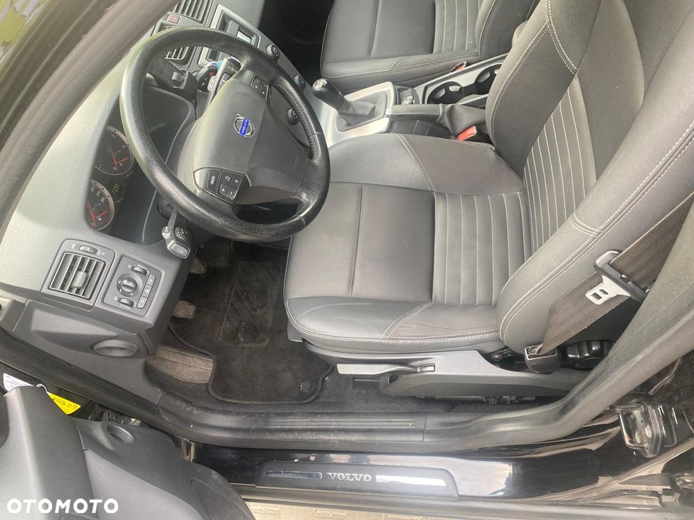 Volvo V50 2.0D - 10