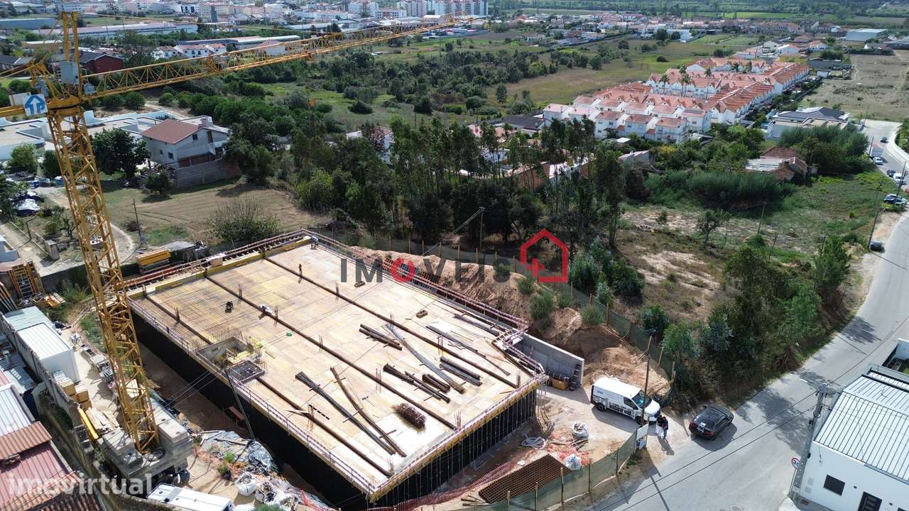 Apartamento T2 c/ Terraço - Leiria - Grande imagem: 3/28