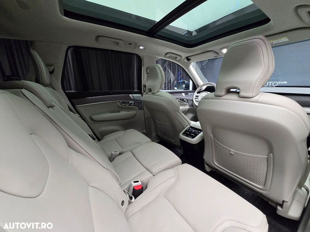 Volvo XC 90 - 18