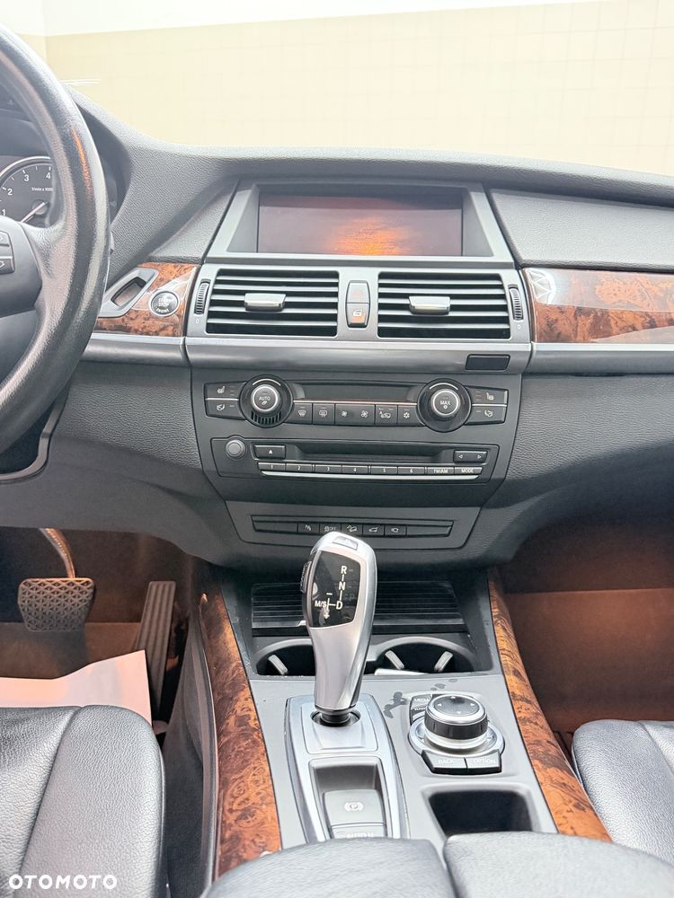 BMW X5 xDrive35i - 20
