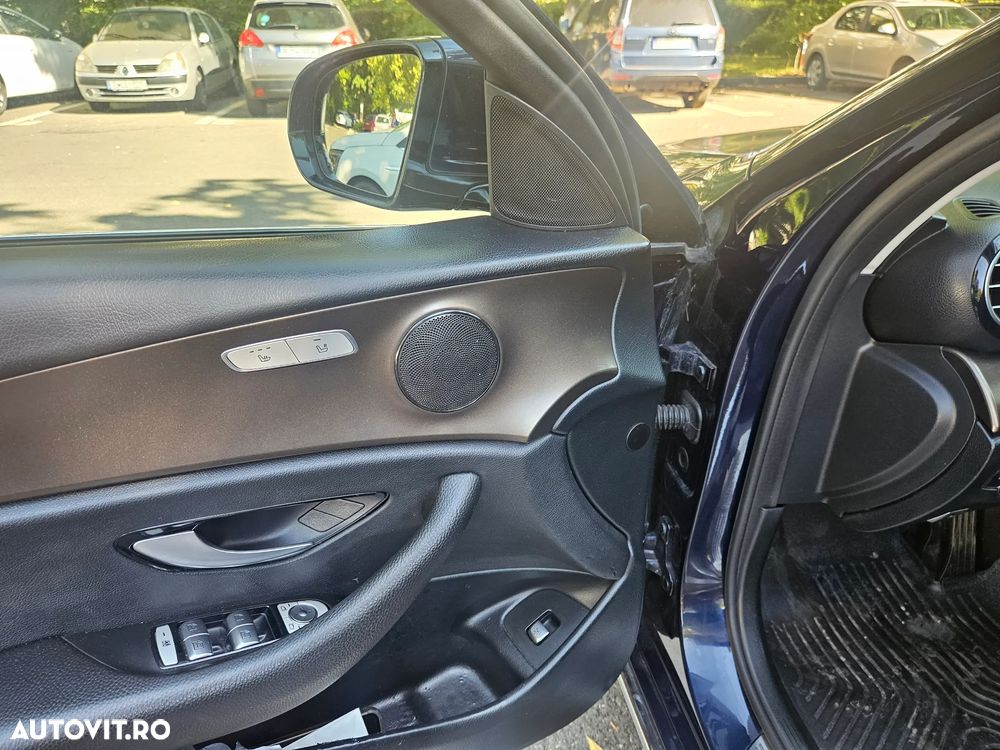Mercedes-Benz E - 1