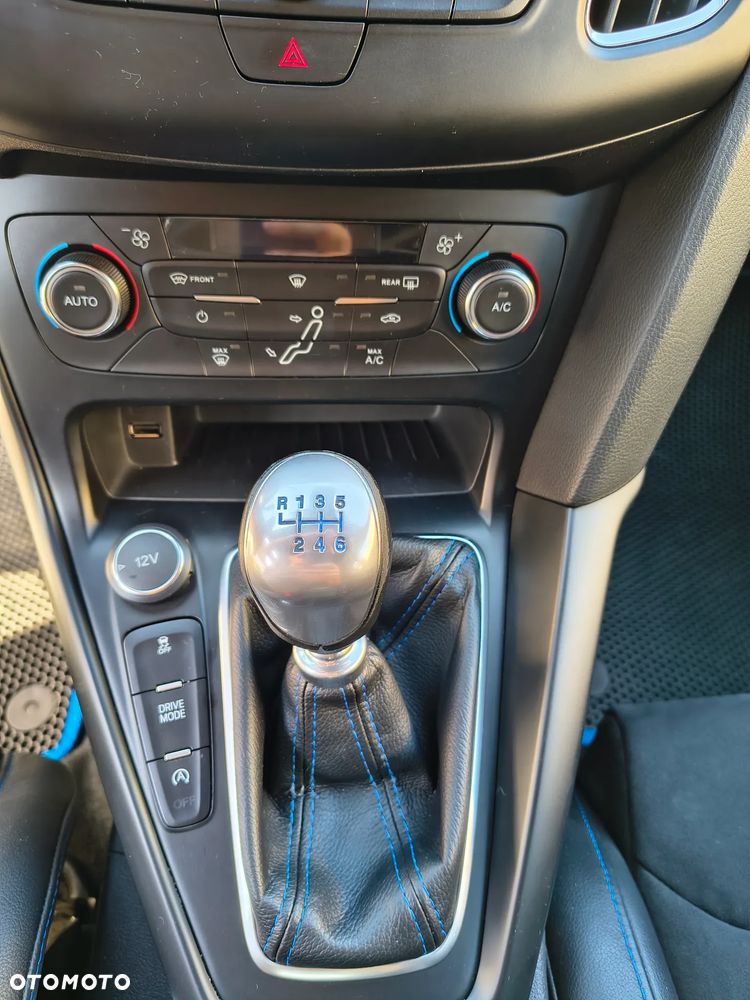 Ford Focus - 15