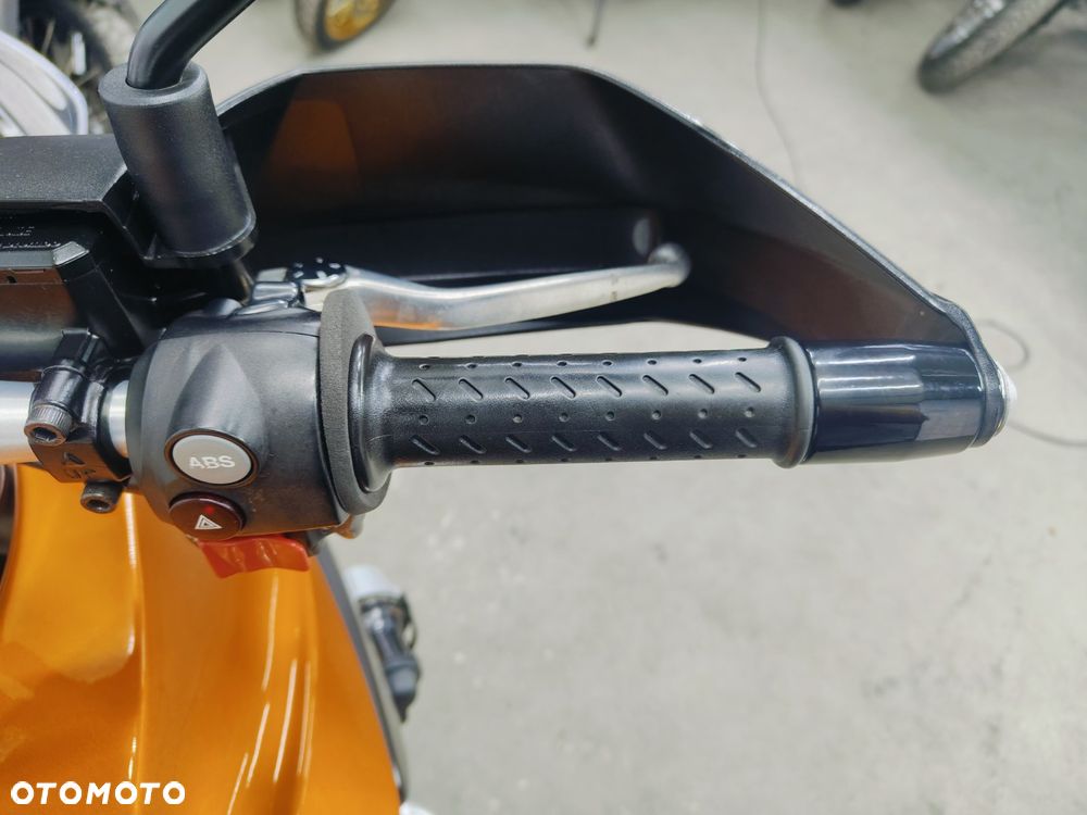 Moto Guzzi Stelvio - 15