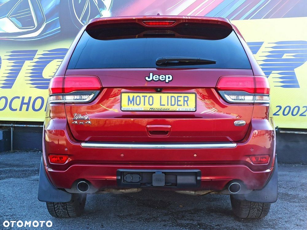 Jeep Grand Cherokee - 32