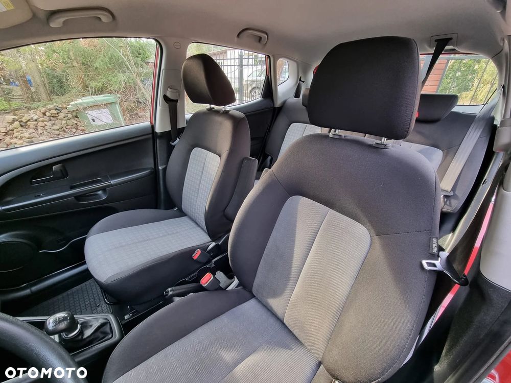 Kia Venga 1.4 M - 14