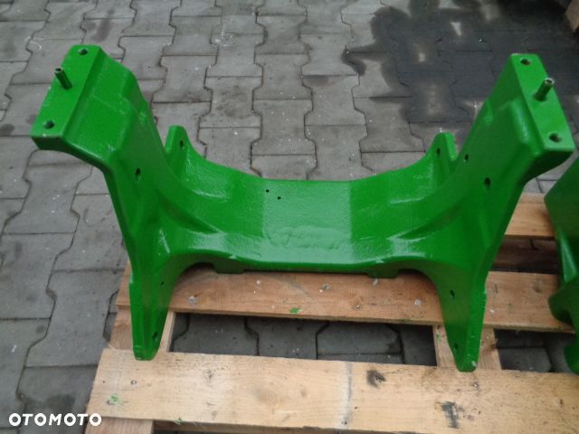 Belka poprzeczna John Deere 6250R - 1