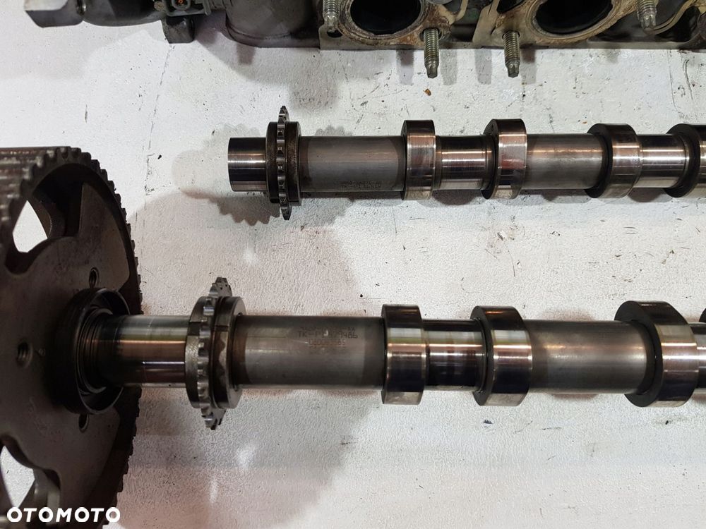 głowica cylindrów wałki lewa 9x2q-6c064-ca citroen c5 iii x7 3.0 hdi dt20c - 9