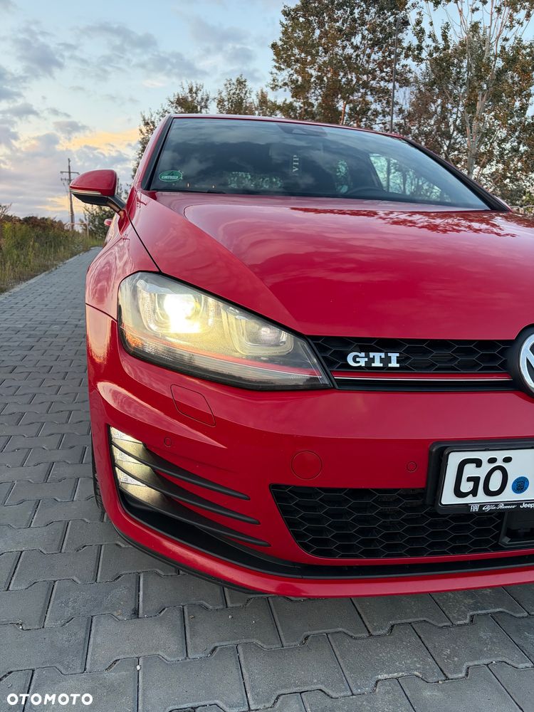 Volkswagen Golf 2.0 TSI BMT GTI Performance DSG - 3