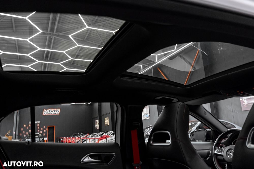 Mercedes-Benz GLA AMG 45 4Matic AMG Speedshift 7G-DCT - 15