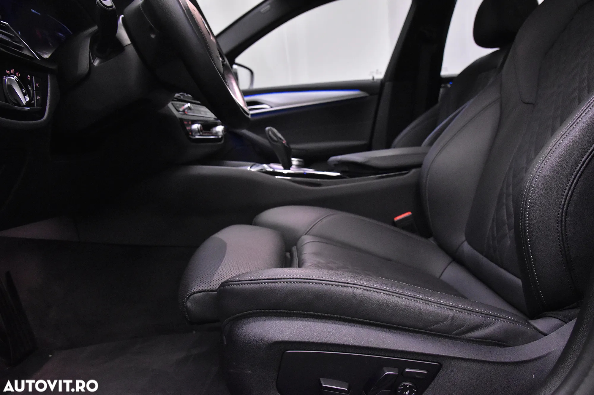 BMW Seria 5 - 23