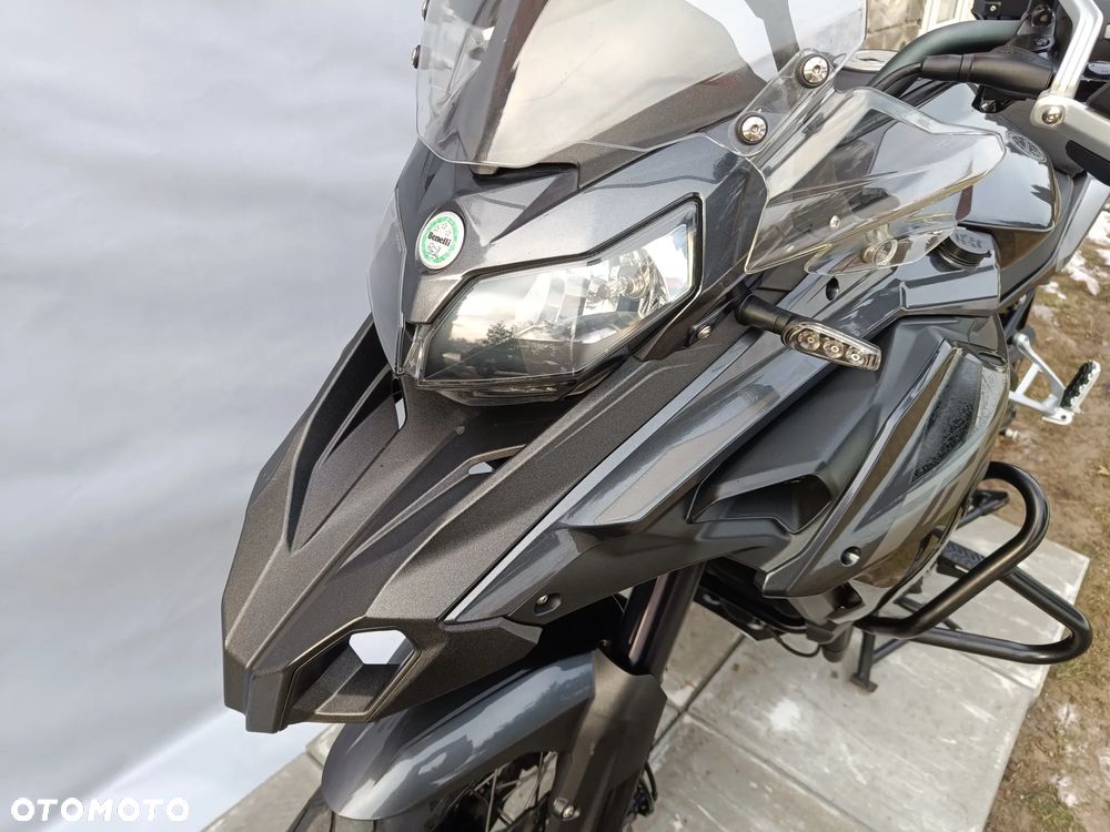 Benelli TRK 502X - 17