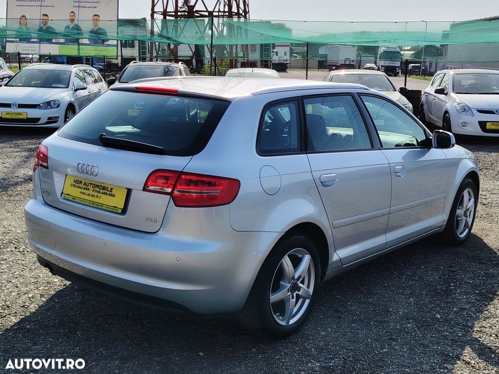 Audi A3 Sportback 1.6 TDI Ambiente - 8