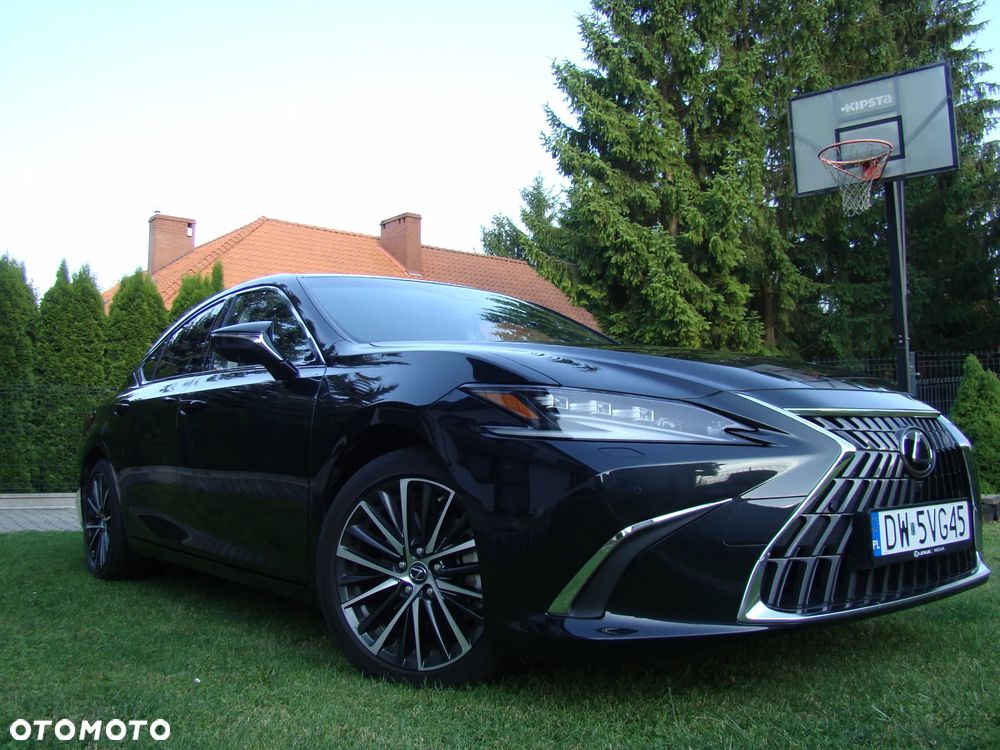 Lexus ES 300h Prestige - 1