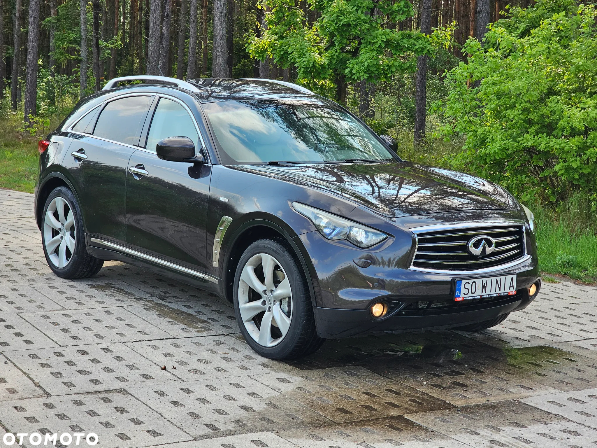 Infiniti FX FX30d S Premium - 12