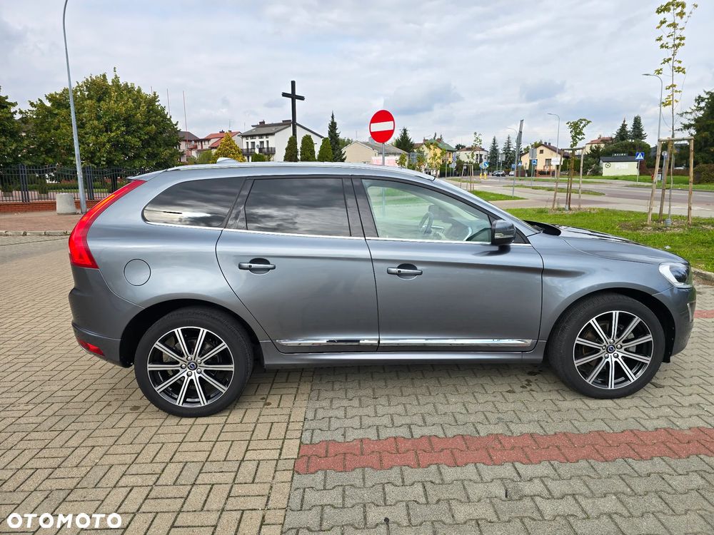 Volvo XC 60 T5 Geartronic Summum - 26