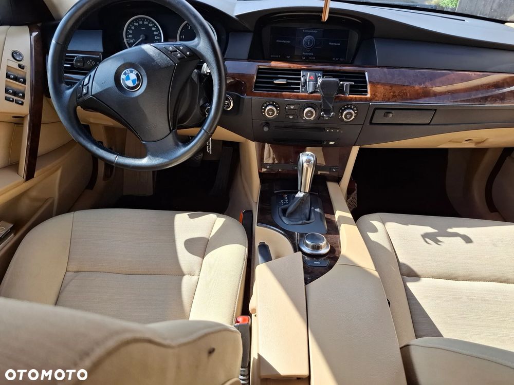 BMW Seria 5 - 12