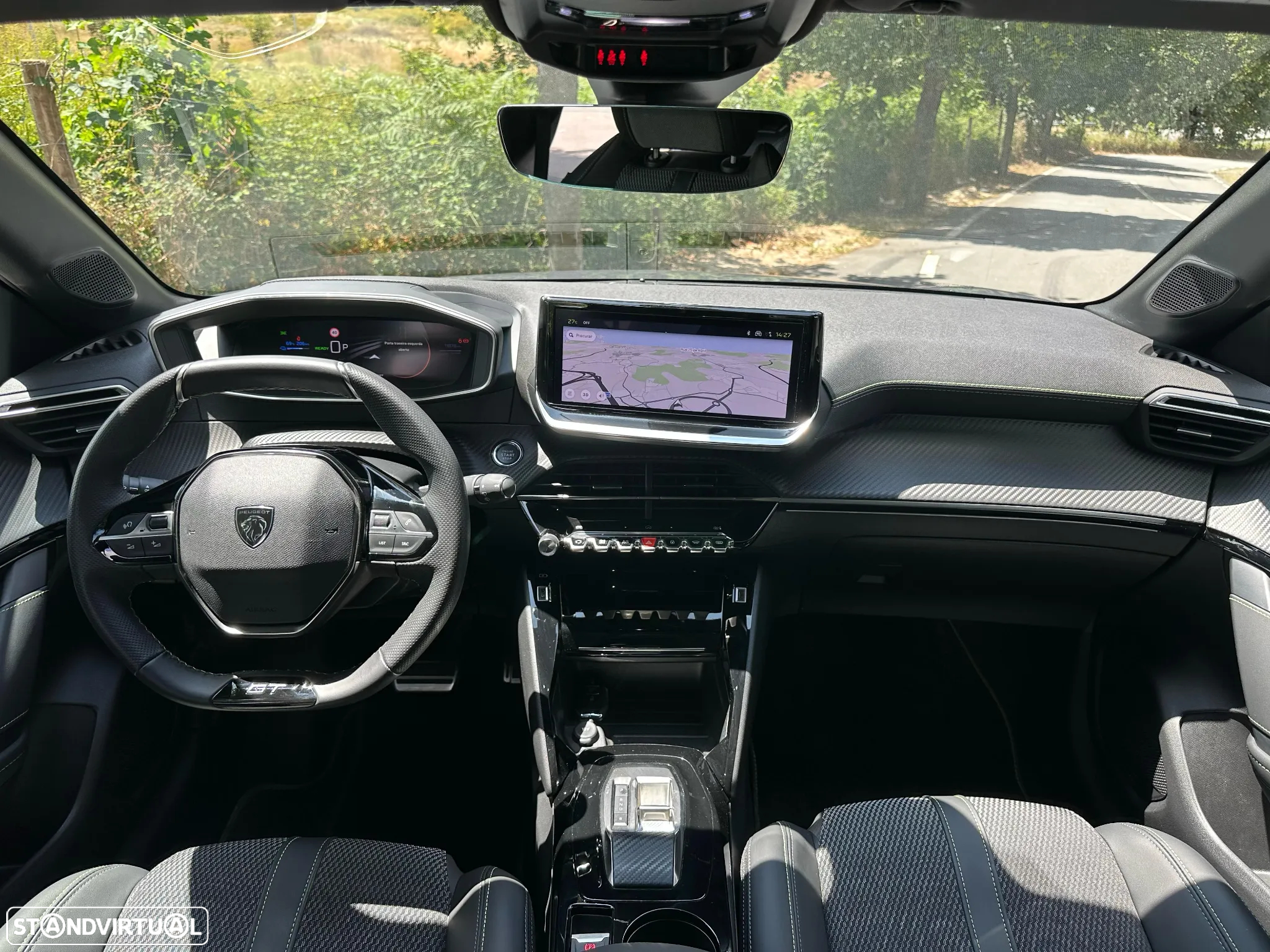Peugeot e-208 50 kWh GT - 10
