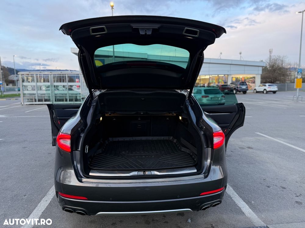 Maserati Levante - 11