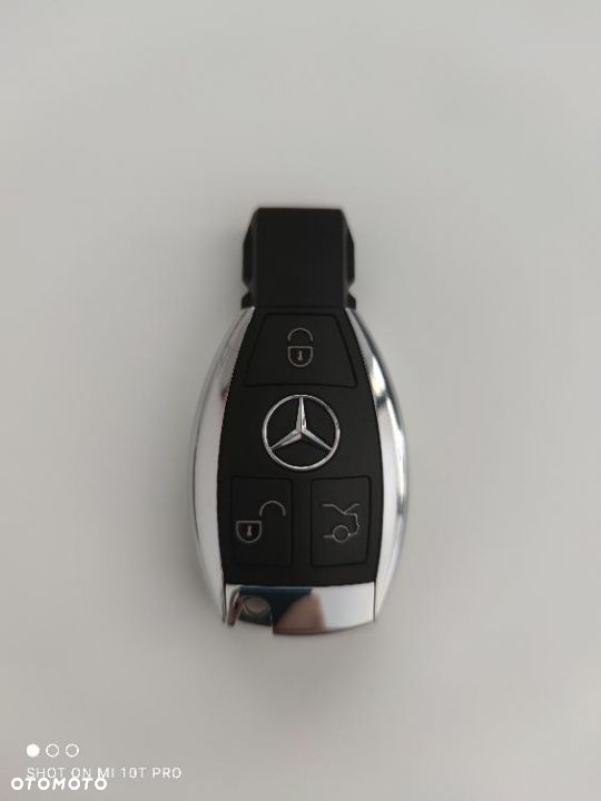 Kluczyk Mercedes B W246 C W204 E W211 W212 S W221 Vito 639 Viano W639 Kodowanie Czujnik Kąta Skrętu Naprawa W447 GLA