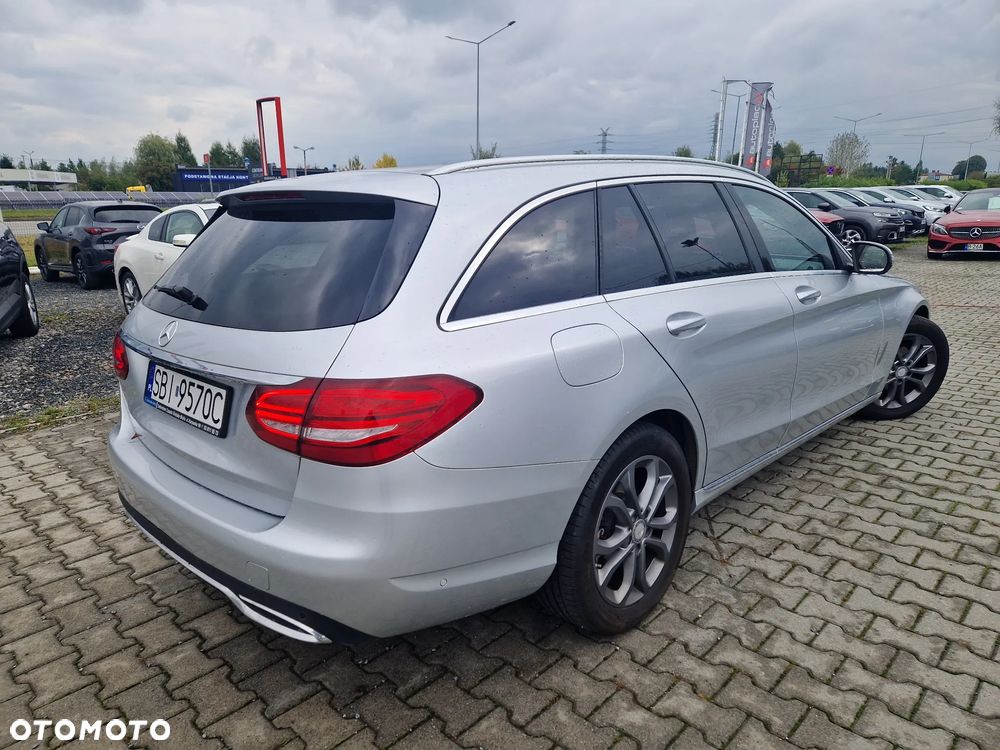 Mercedes-Benz Klasa C - 2