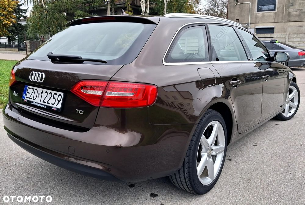Audi A4 Avant 2.0 TDI DPF Attraction - 10