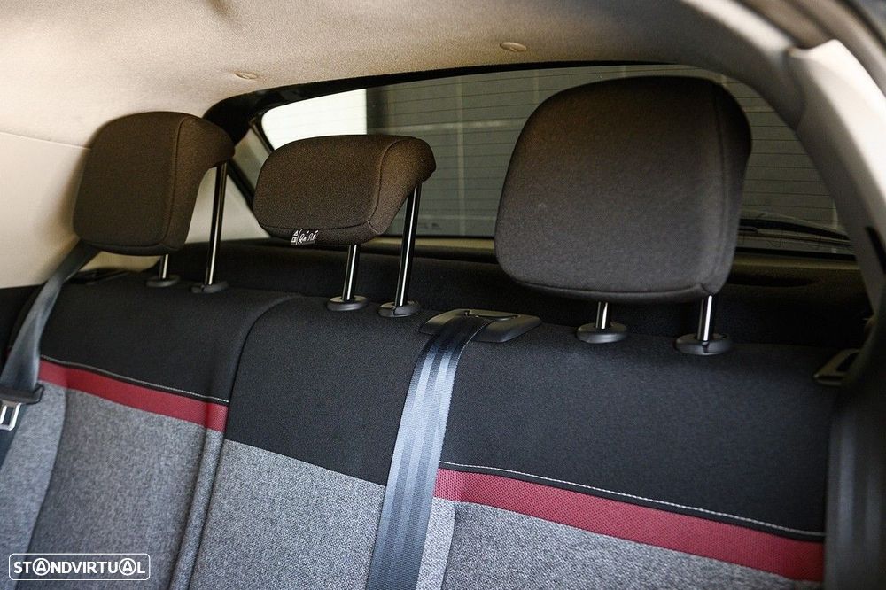 Citroën C3 1.2 PureTech C-Series - 35
