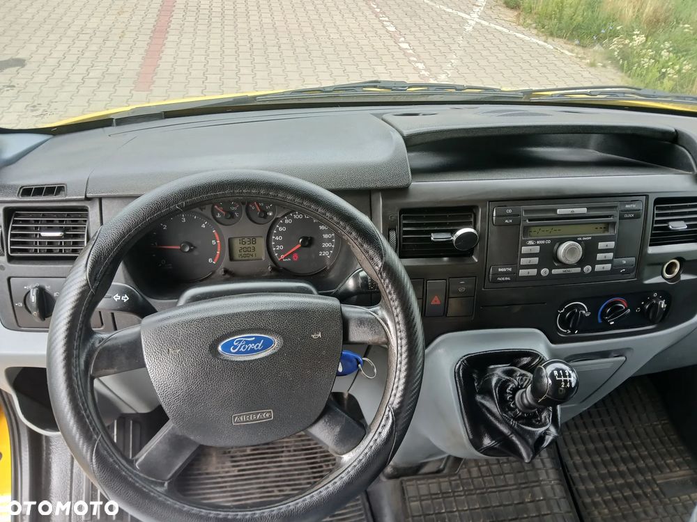 Ford Transit - 13