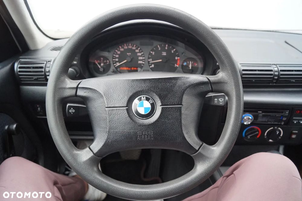 BMW Seria 3 - 27