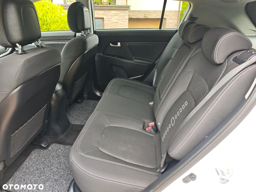 Kia Sportage 1.7 CRDI 2WD Edition 7 - 17