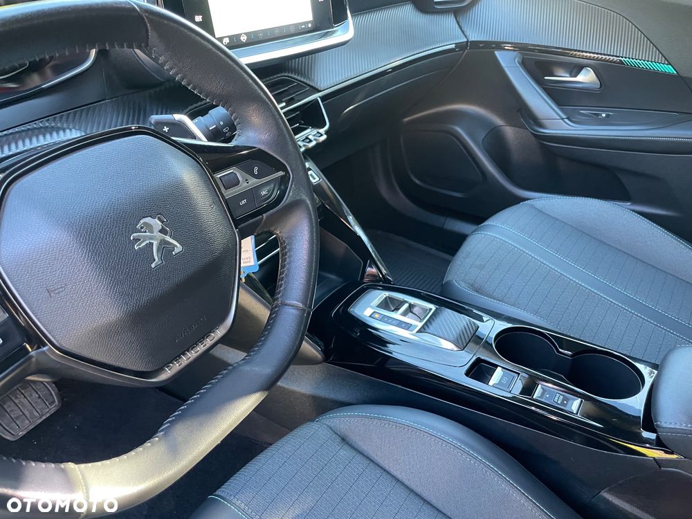 Peugeot 2008 1.5 BlueHDi Allure S&S EAT8 - 6