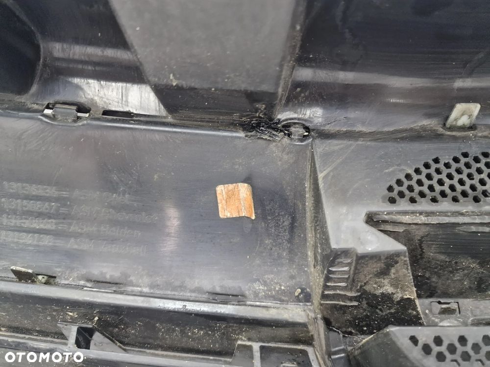 OPEL ZAFIRA B 05- ATRAPA / GRILL PRZEDNI PRZÓD , NR 13136136 , NR AUKCJI GL577 - 36