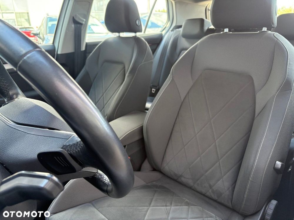 Volkswagen Golf - 13