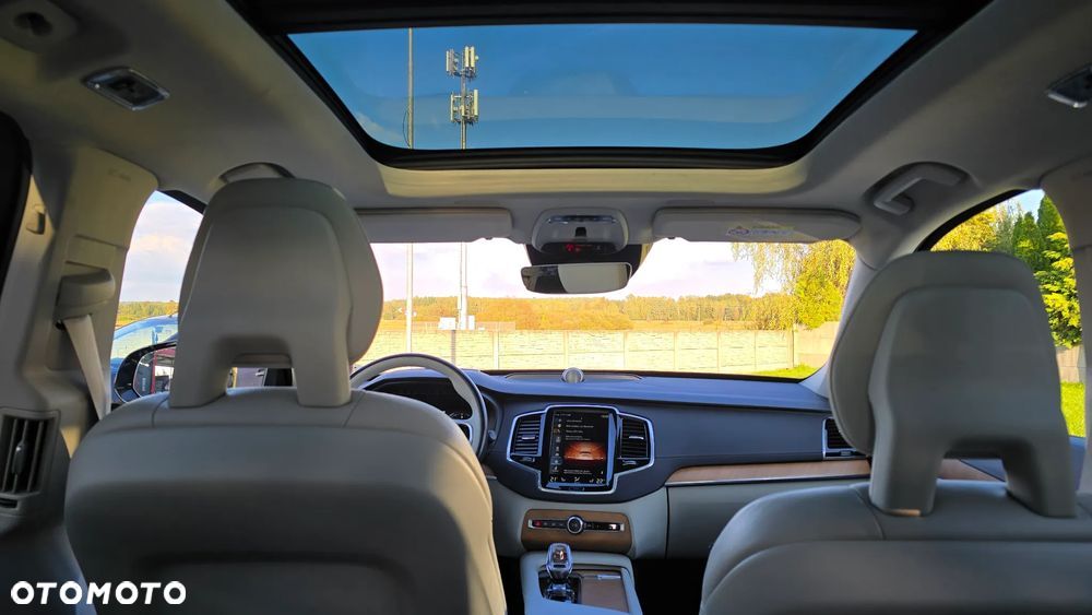 Volvo XC 90 - 17