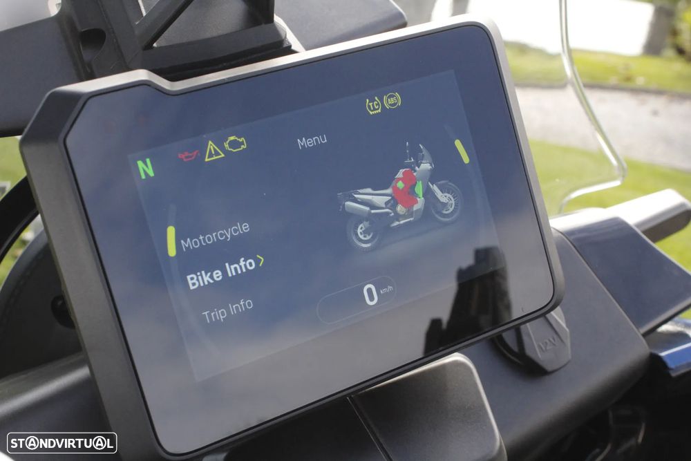 Husqvarna Norden 901 EXPEDITION - 15