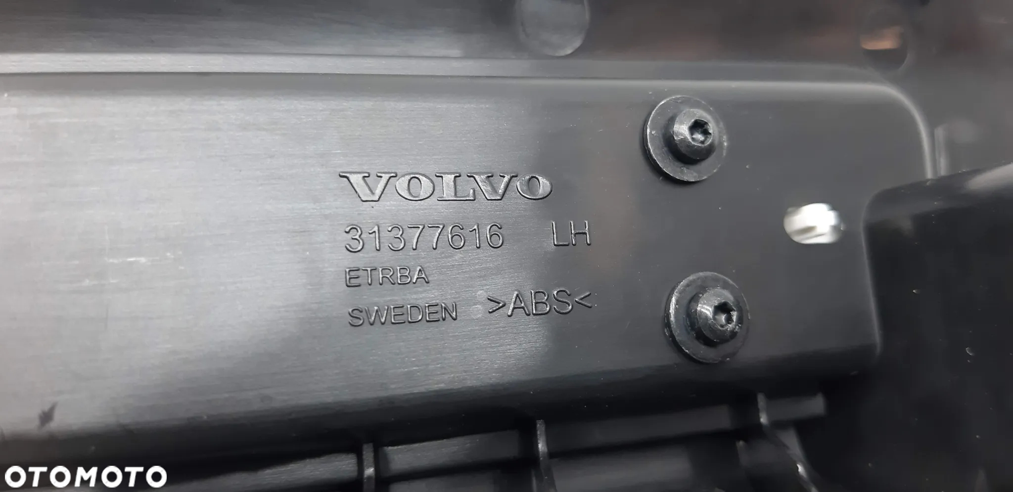 Listwa nakładka progowa lewy przód 31377616 Volvo S90 2.0 diesel 2016r sedan - 5
