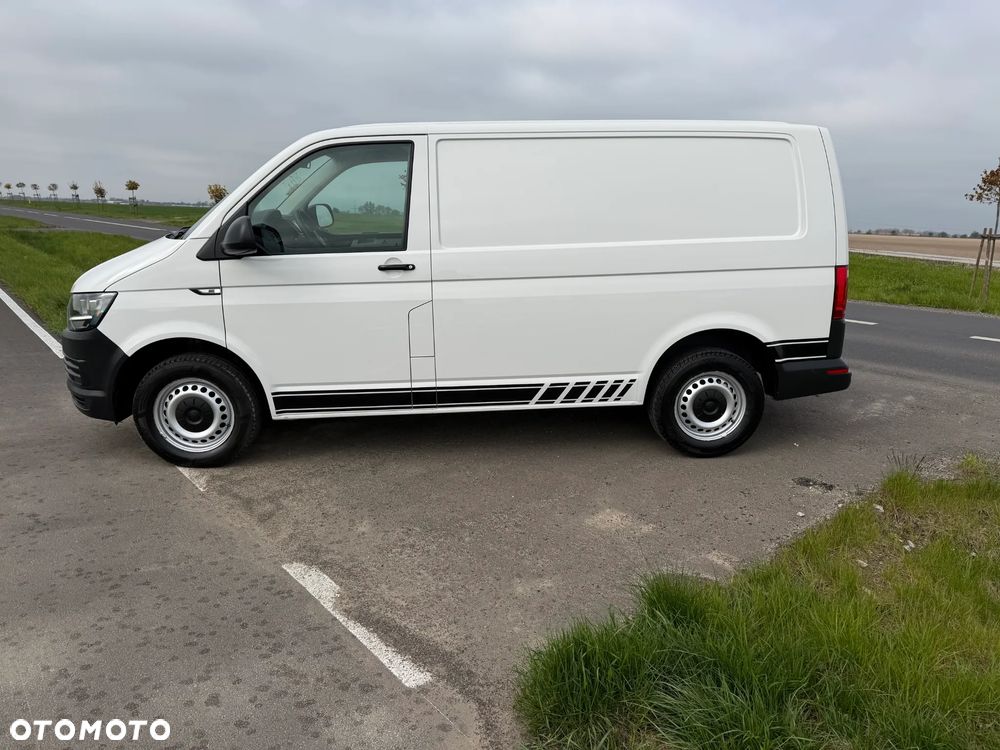 Volkswagen Transporter - 8