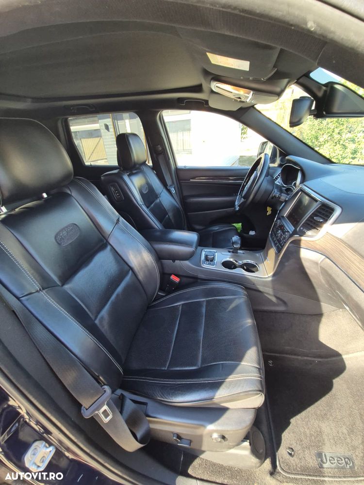 Jeep Grand Cherokee - 8
