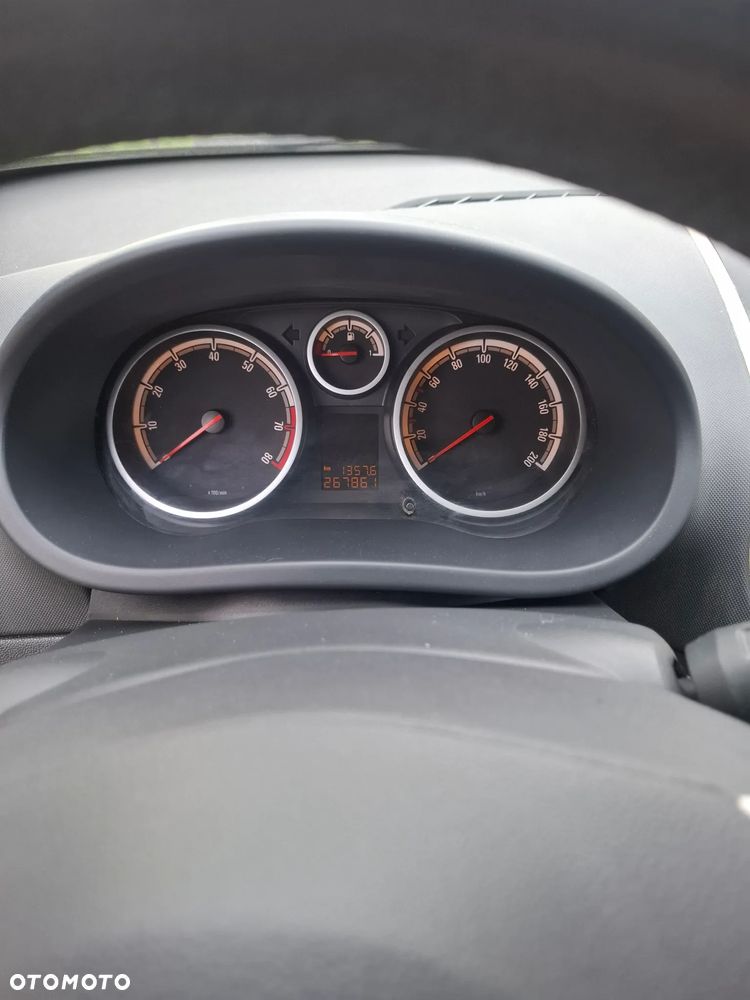 Opel Corsa - 6