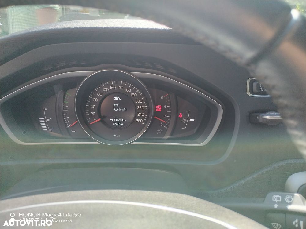 Volvo V40 D2 Basic - 15