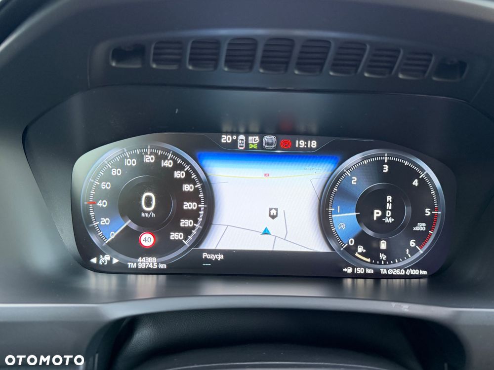 Volvo XC 90 - 17