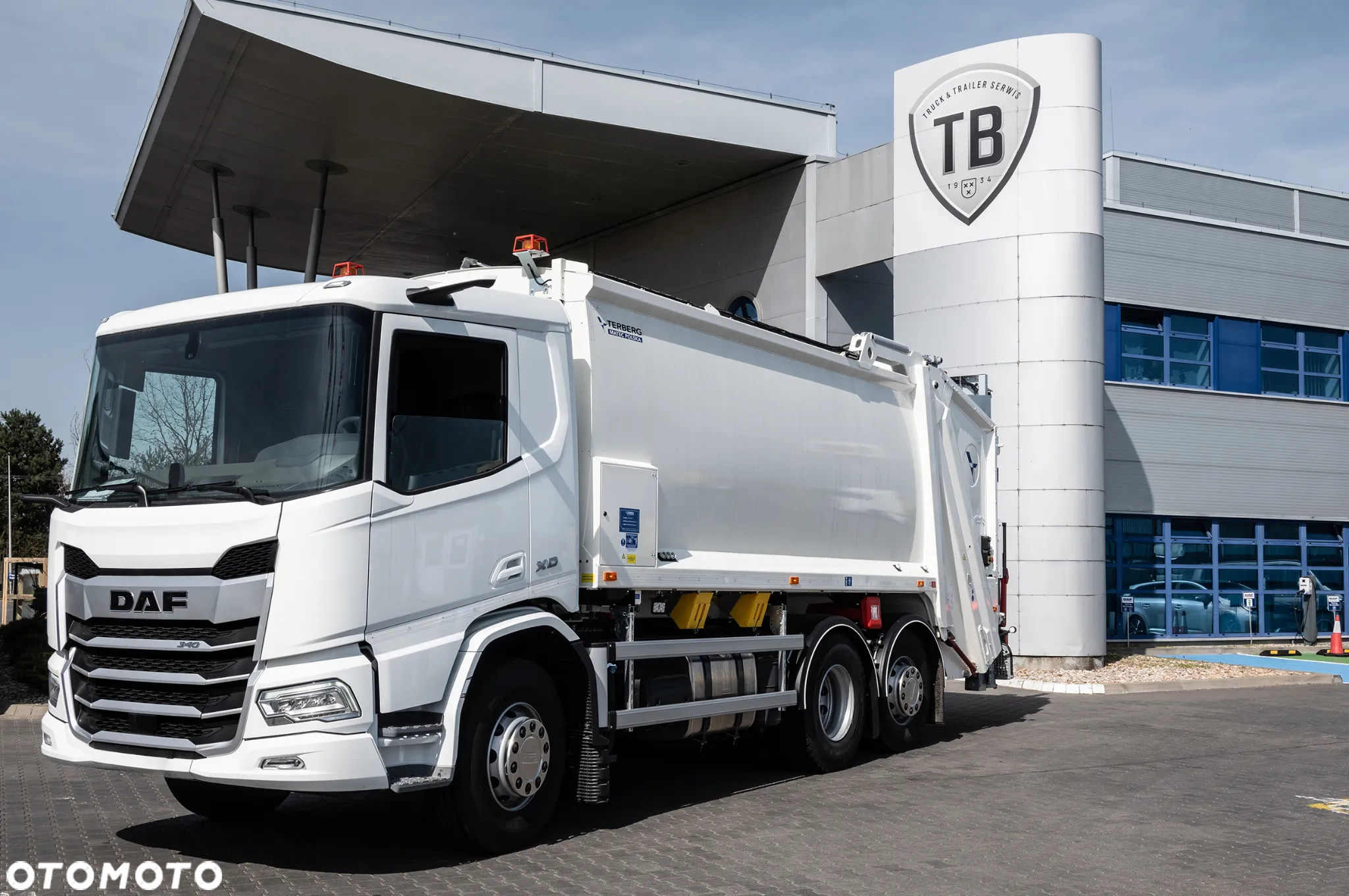DAF XD 340 FAN 6x2 śmieciarka - 2