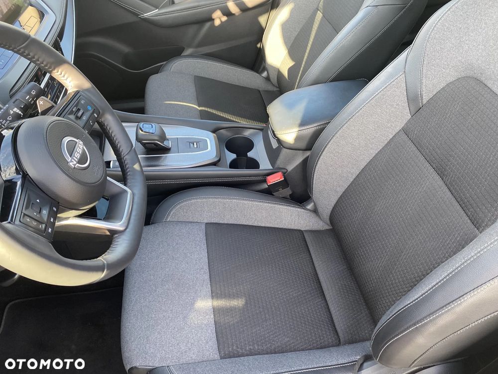 Nissan Qashqai 1.3 DIG-T MHEV N-Connecta Xtronic - 11