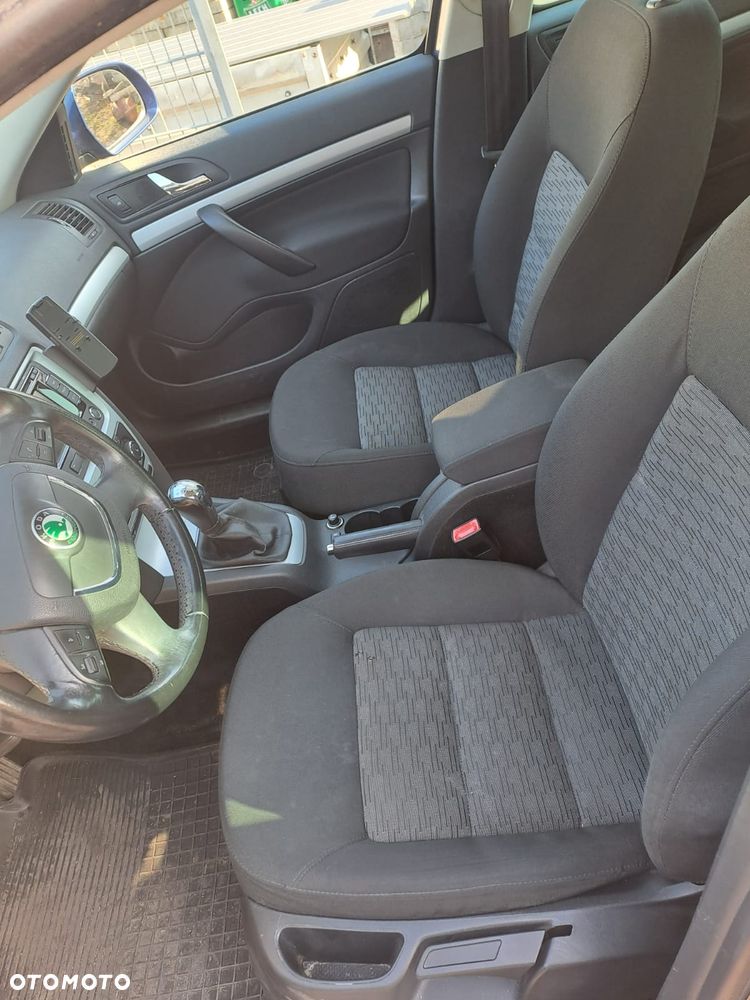 Peugeot 3008 1.6 BlueHDi Active S&S - 4