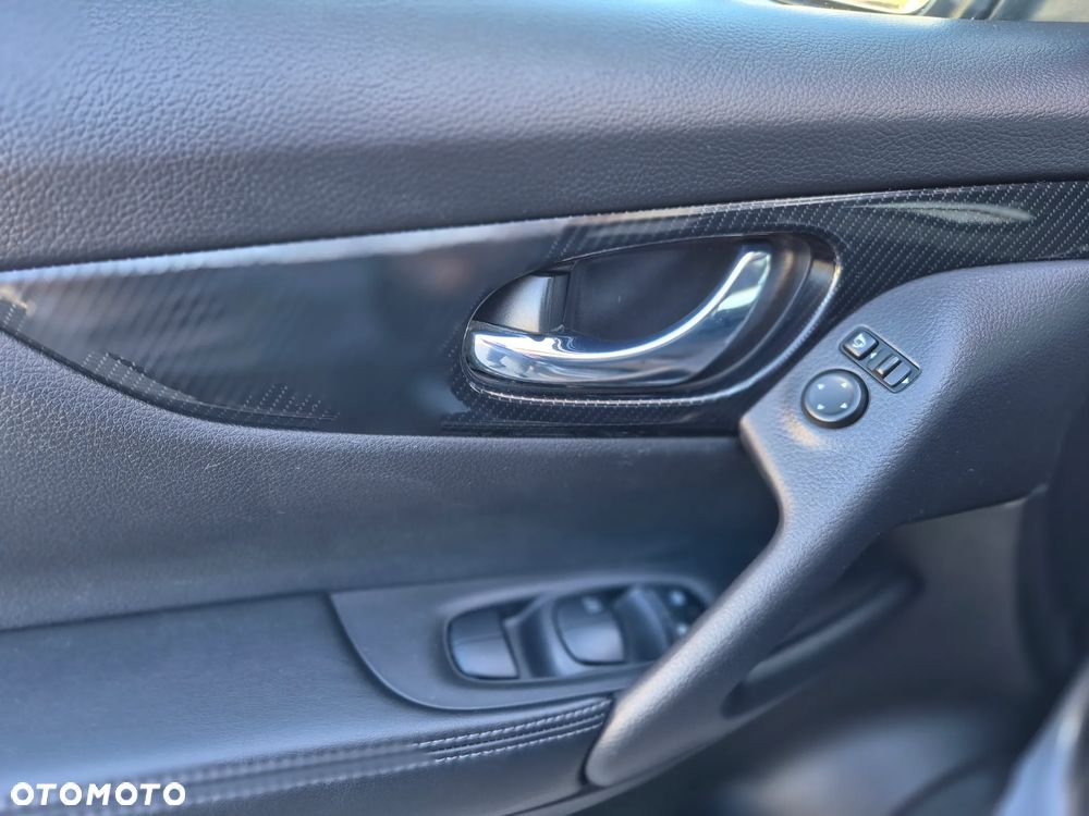 Nissan X-Trail 1.6 DIG-T Tekna 2WD - 25