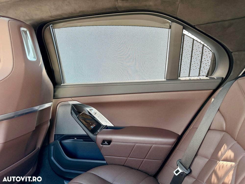 BMW Seria 7 730d xDrive - 26