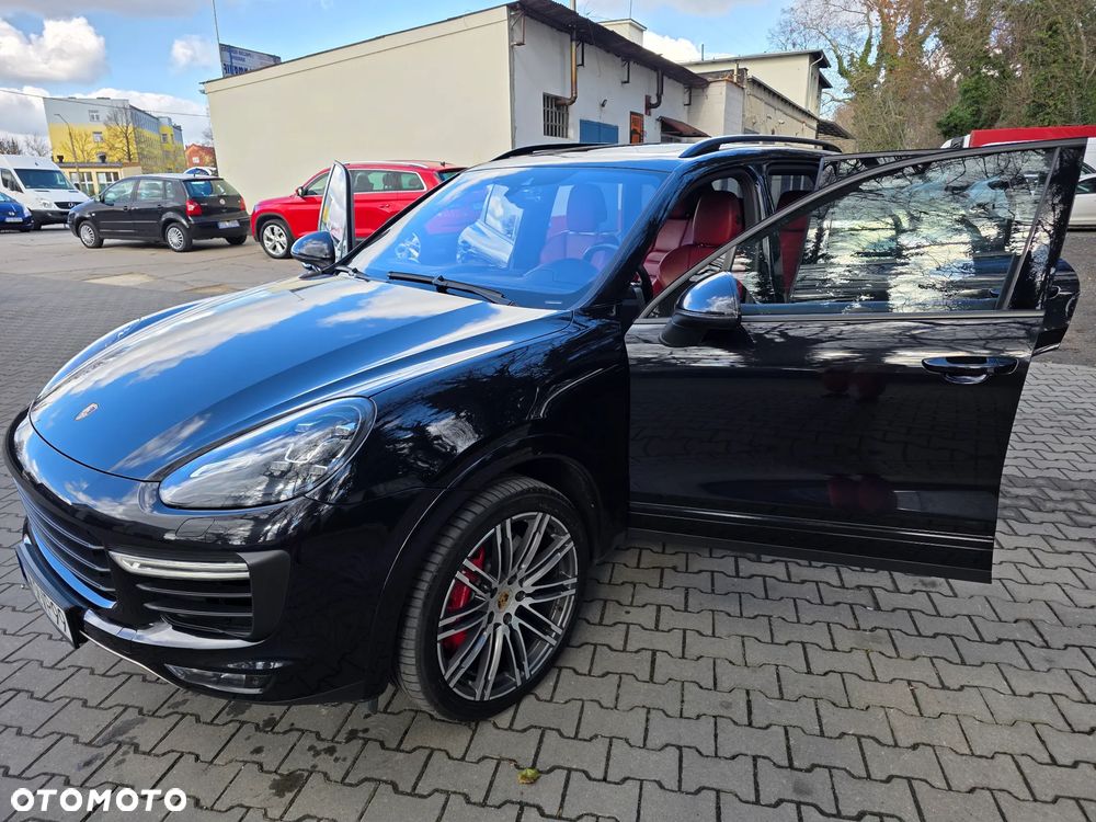 Porsche Cayenne - 17