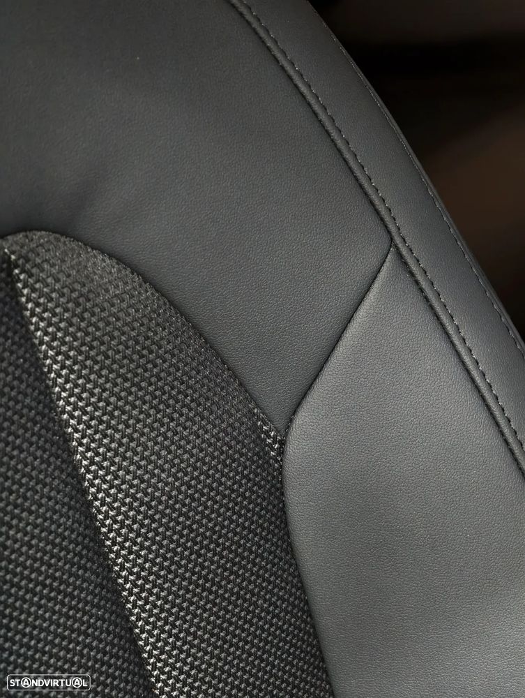 BMW 320 e Aut. Sport Line - 12