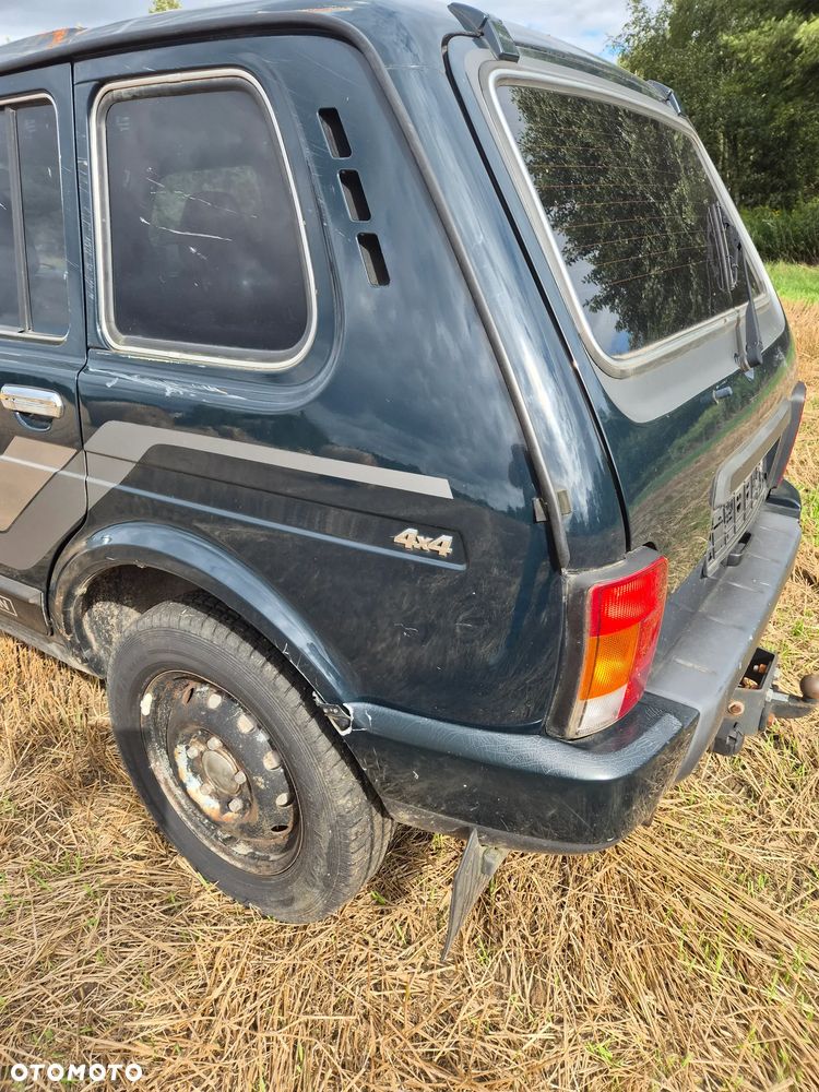 Lada Niva - 10