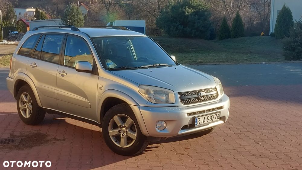 Toyota RAV4 2.0 VVT-i 4x4 - 7