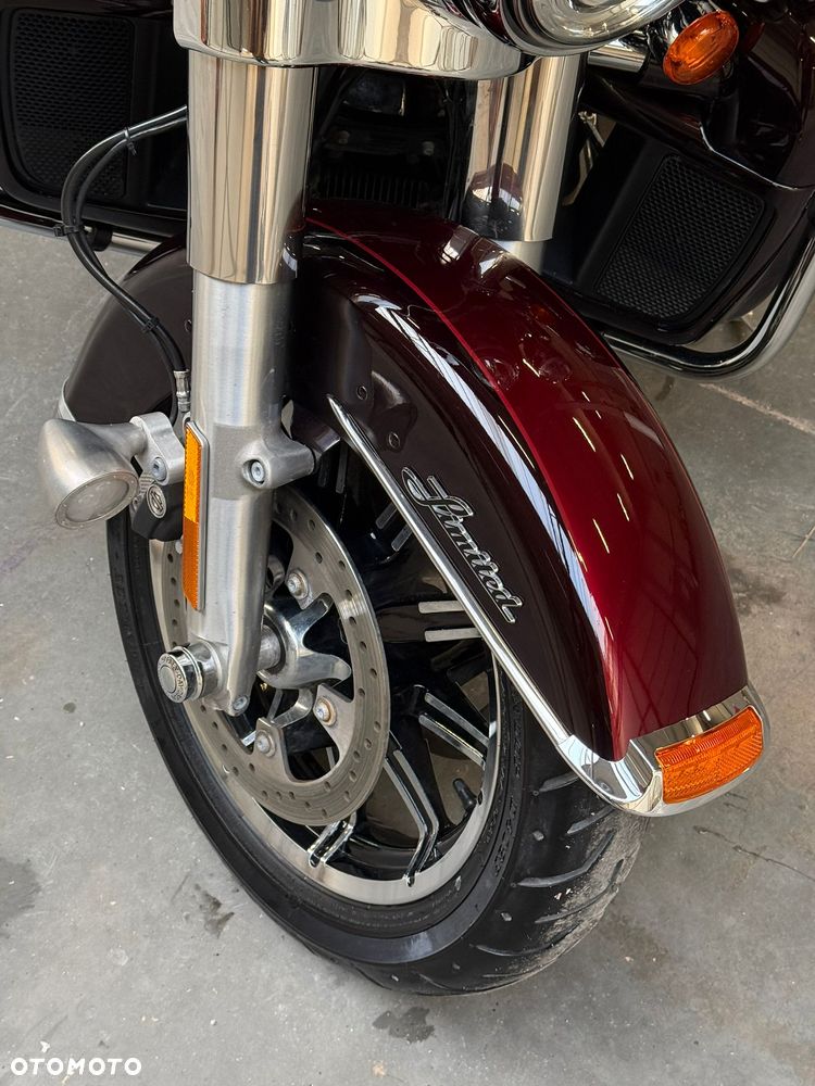 Harley-Davidson FLHTCU Ultra - 2